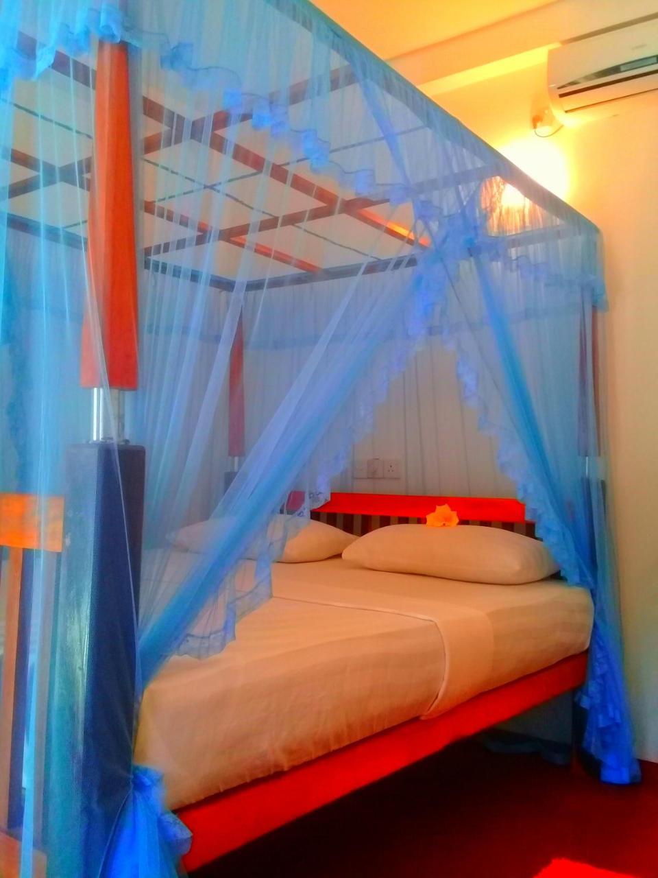 Mountain Heaven Inn Mirissa Bagian luar foto