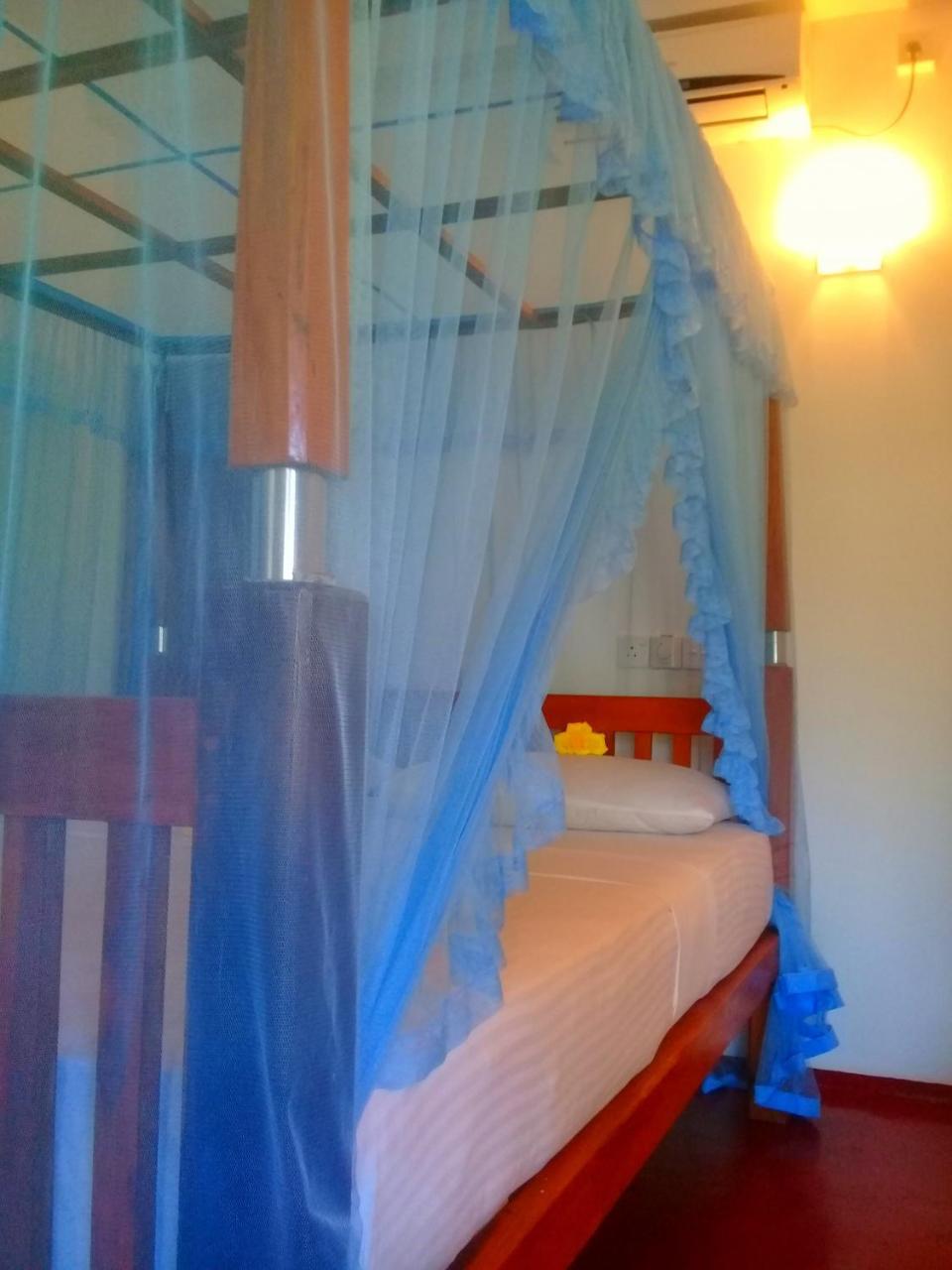 Mountain Heaven Inn Mirissa Bagian luar foto
