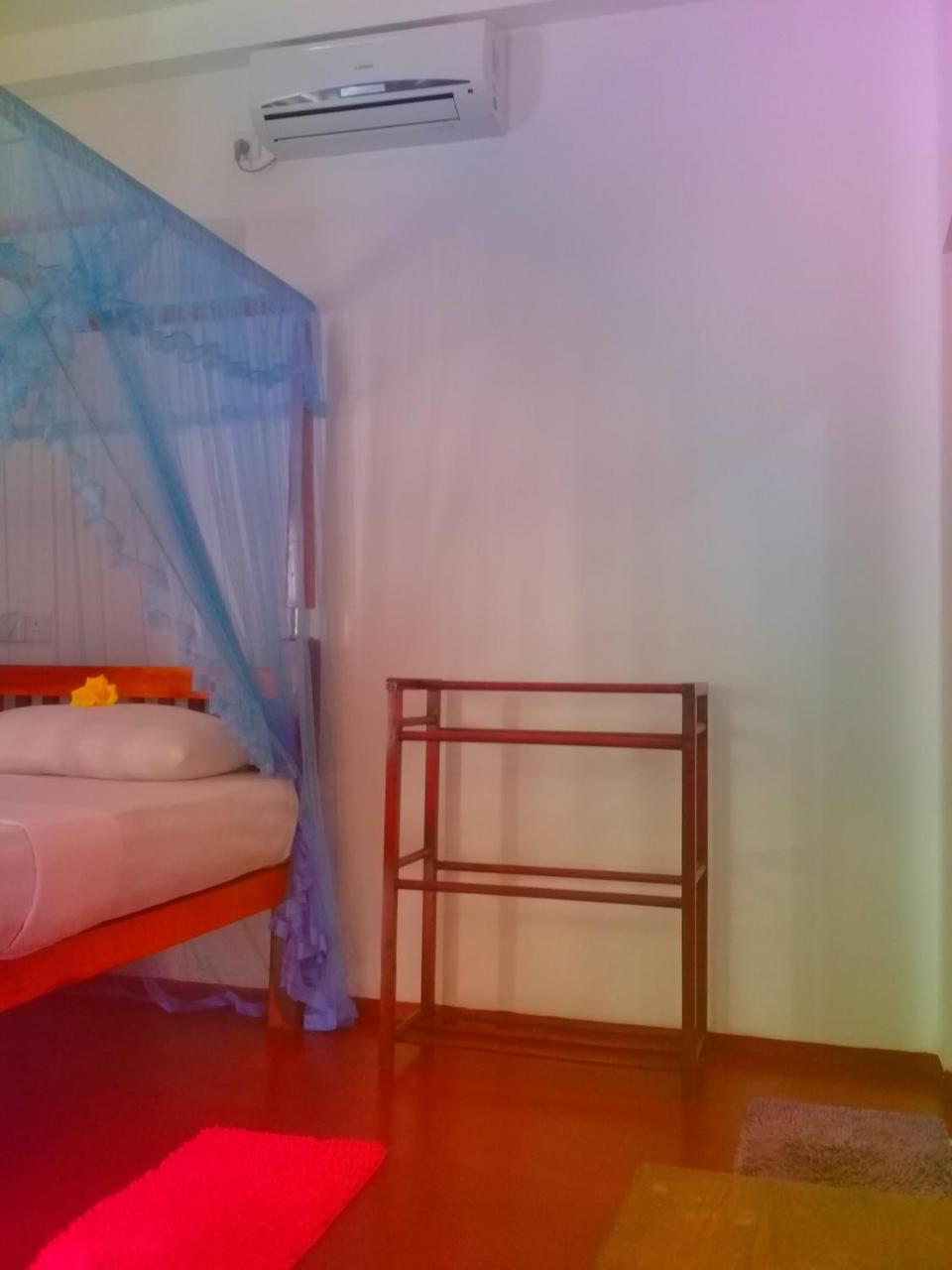 Mountain Heaven Inn Mirissa Bagian luar foto