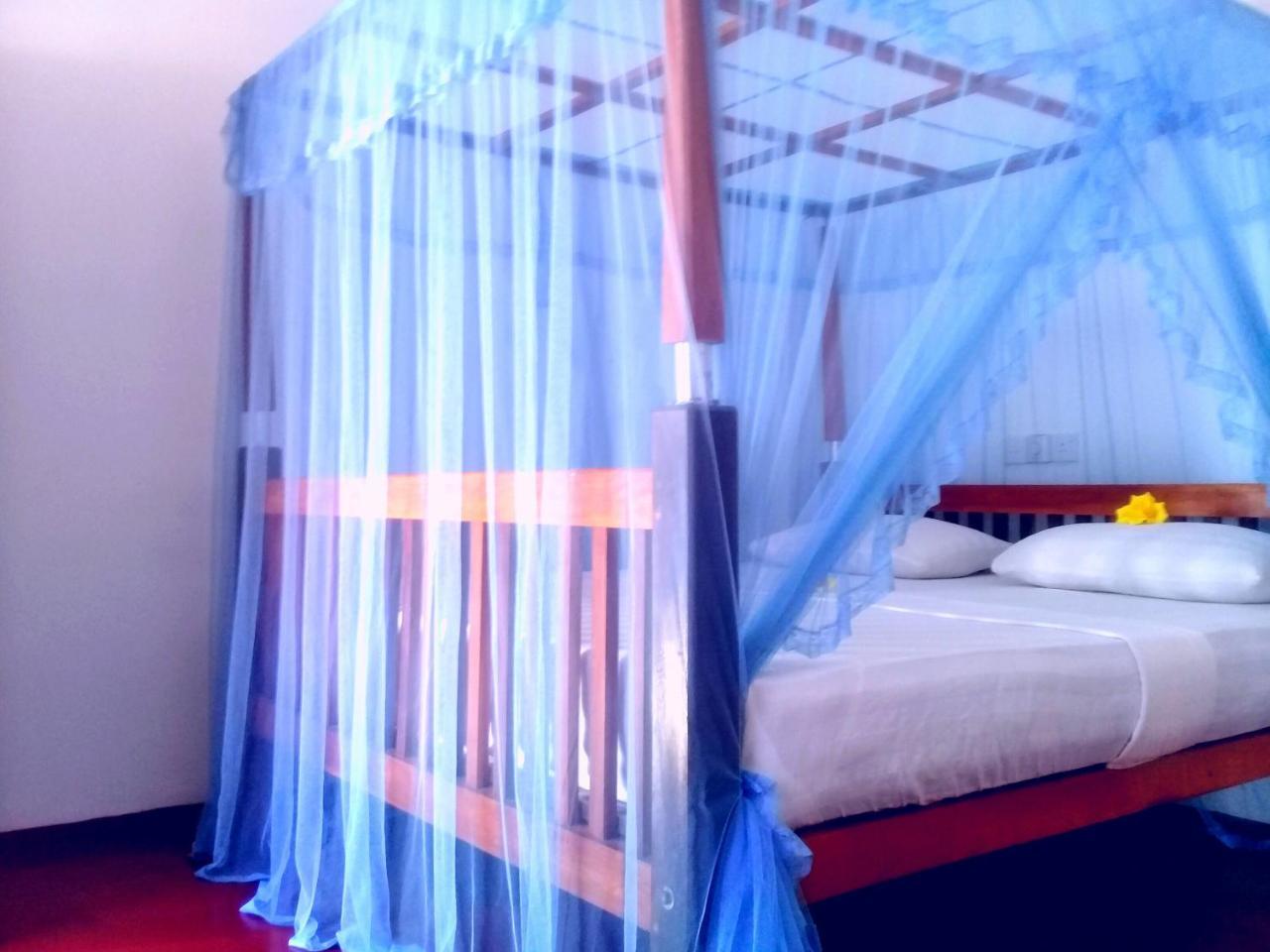 Mountain Heaven Inn Mirissa Bagian luar foto