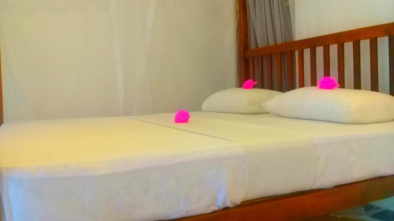 Mountain Heaven Inn Mirissa Bagian luar foto